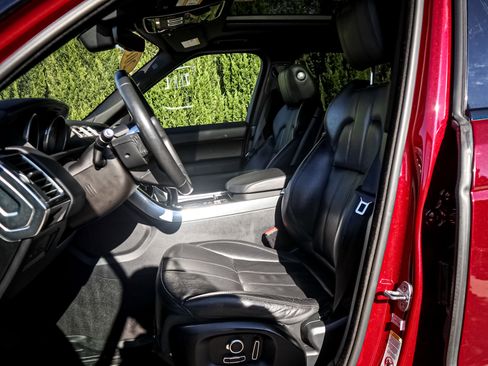 Used 2017 Land Rover Range Rover Sport HSE image 17