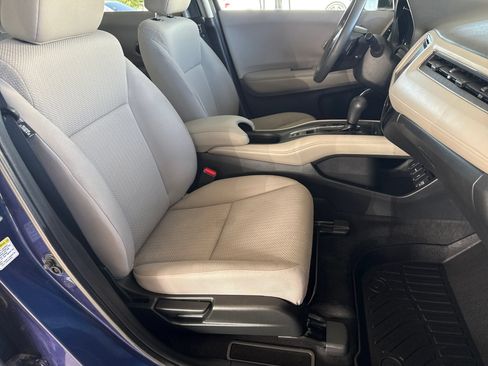 Used 2016 Honda HR-V EX image 18