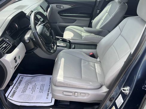 Used 2020 Honda Pilot Touring image 24
