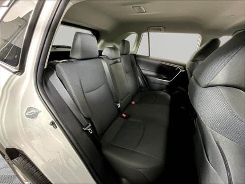 Used 2023 Toyota RAV4 LE AWD/4WD image 25