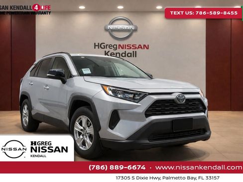 Used 2023 Toyota RAV4 XLE image 1