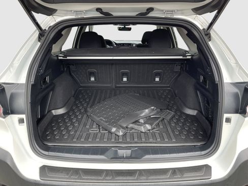 Used 2024 Subaru Outback Premium AWD/4WD image 18