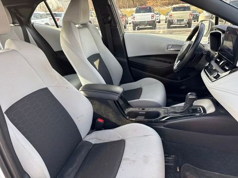 Used 2025 Toyota Corolla SE image 10