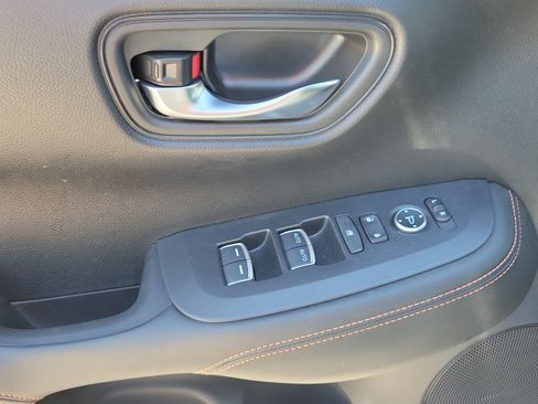 Used 2024 Honda HR-V Sport image 19