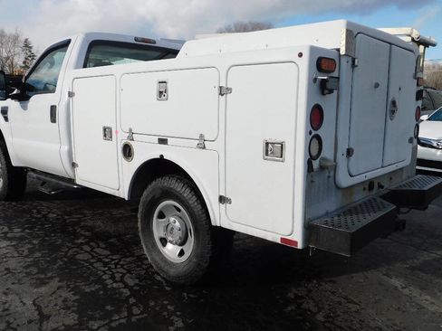 Used 2008 Ford F350 XL image 7