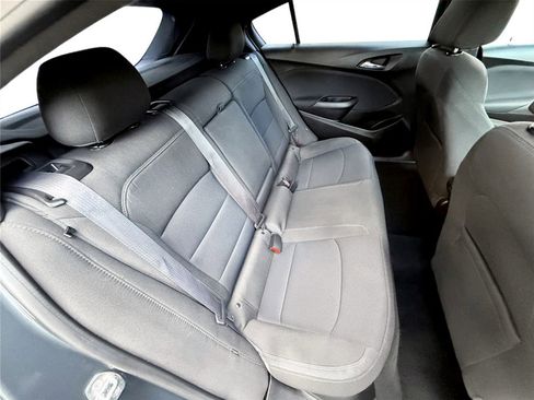 Used 2017 Chevrolet Cruze LT image 31