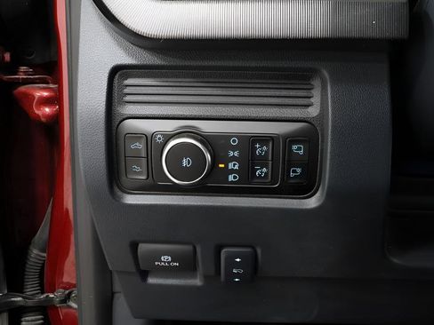 Used 2025 Ford F250 Platinum AWD/4WD image 20
