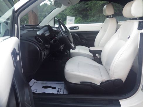 Used 2007 Volkswagen Beetle Triple White Edition FWD image 13