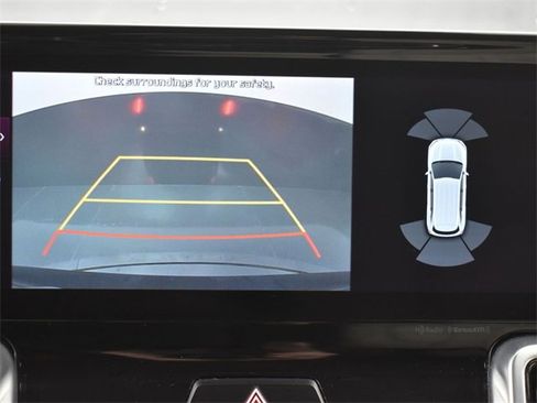 Certified 2022 Kia Sorento SX image 24