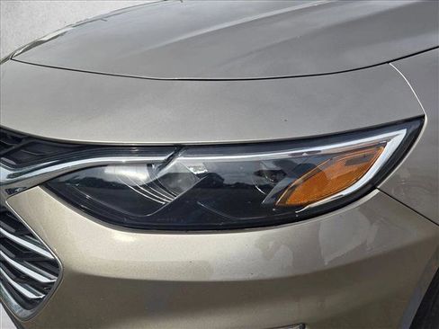 Used 2024 Chevrolet Malibu LT FWD image 9