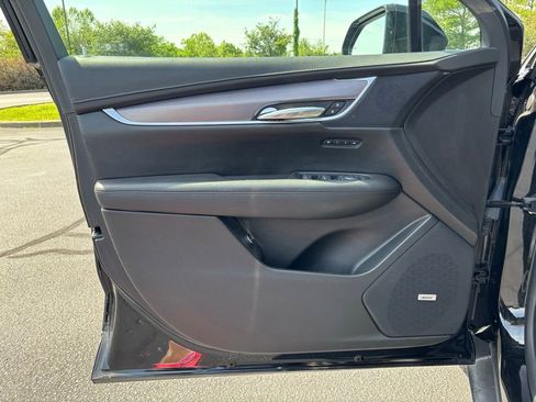 Used 2017 Cadillac XT5 Premium Luxury w/ Driver Assist Package FWD image 12