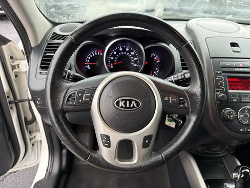 Used 2012 Kia Soul + image 23