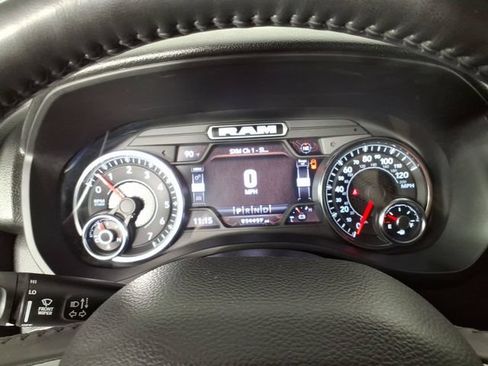 Used 2023 RAM 1500 Big Horn AWD/4WD image 18