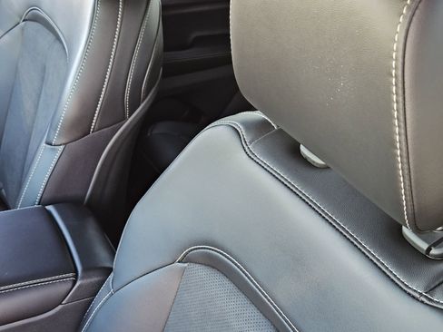 New 2025 Jeep Grand Cherokee Altitude image 23