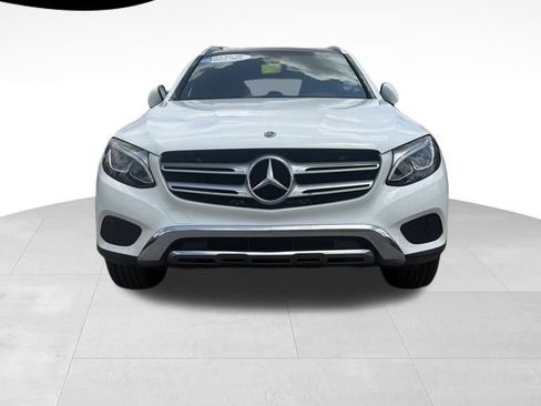 Used 2018 Mercedes-Benz GLC 300 4MATIC w/ Premium Package image 3