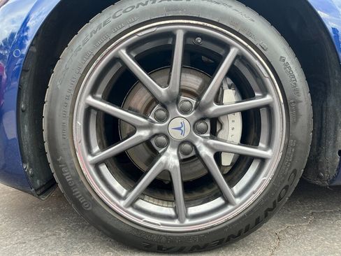 Used 2018 Tesla Model 3 Long Range AWD/4WD image 34