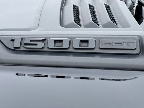 Used 2025 RAM 1500 Laramie w/ Sport Appearance Package image 37