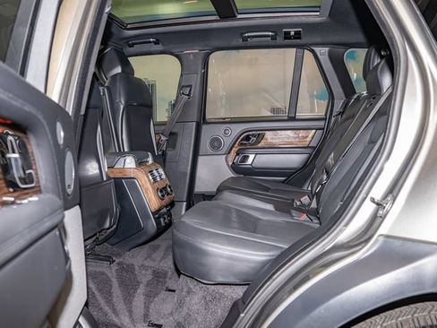 Used 2019 Land Rover Range Rover HSE AWD/4WD image 22