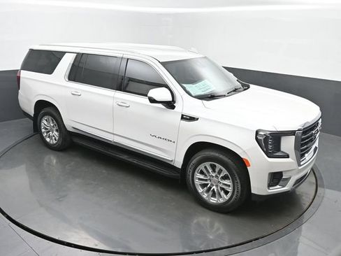 Used 2024 GMC Yukon XL SLT w/ SLT Luxury Package AWD/4WD image 44