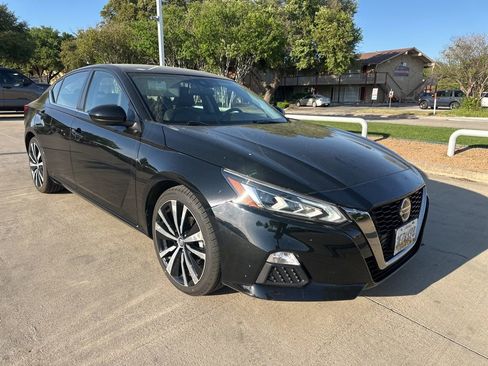 Used 2022 Nissan Altima 2.5 SR image 8