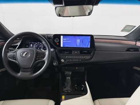 Certified 2025 Lexus ES 300h w/ Premium Package FWD image 23