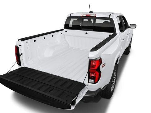 Used 2024 Chevrolet Colorado Trail Boss w/ Advanced Trailering Package AWD/4WD image 7