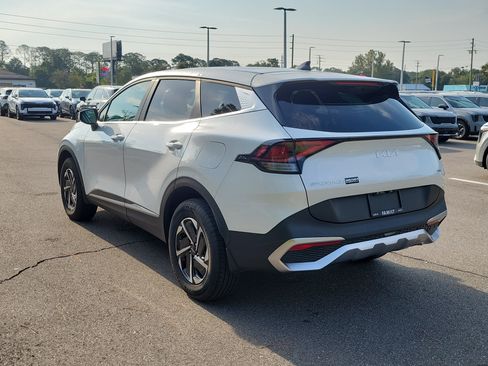 Certified 2024 Kia Sportage LX AWD/4WD image 4