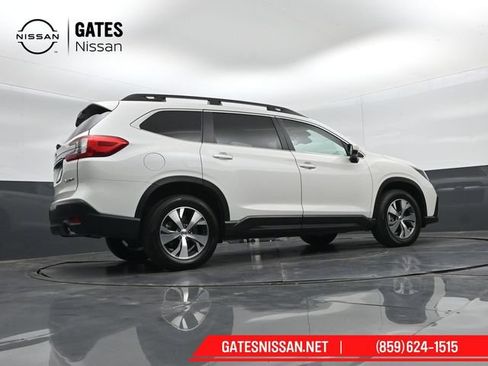Used 2025 Subaru Ascent Premium AWD/4WD image 38