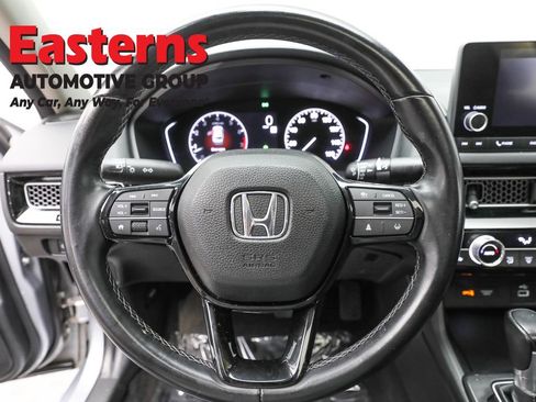 Used 2022 Honda Civic EX image 10