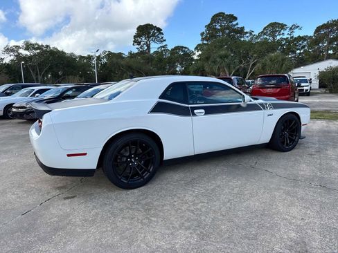 Certified 2023 Dodge Challenger R/T Scat Pack w/ T/A Package RWD image 3