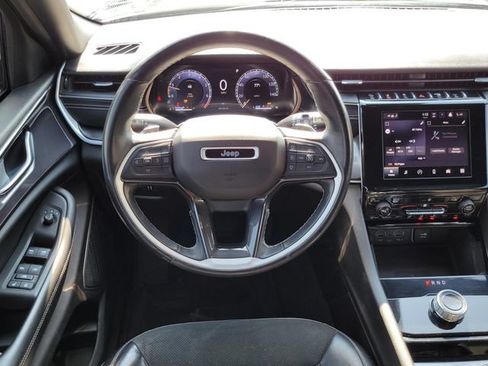 Used 2021 Jeep Grand Cherokee L Laredo AWD/4WD image 5