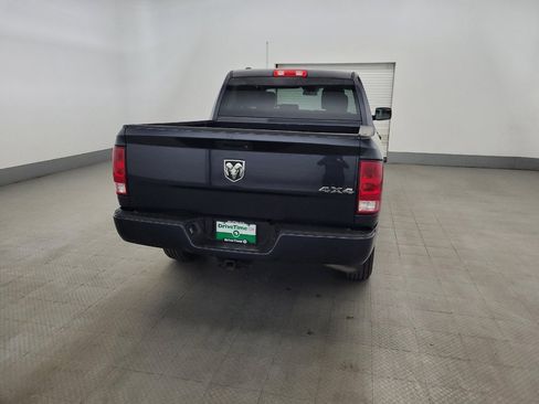 Used 2017 RAM 1500 Express AWD/4WD image 7