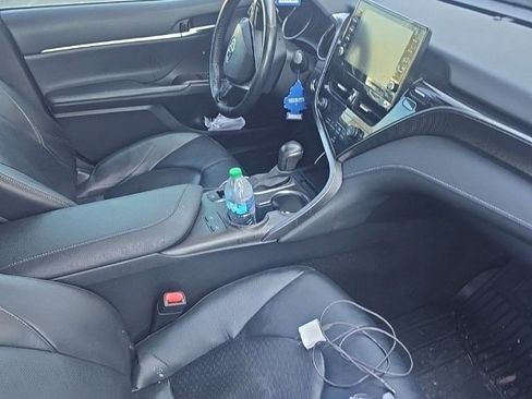 Used 2021 Toyota Camry XSE image 29