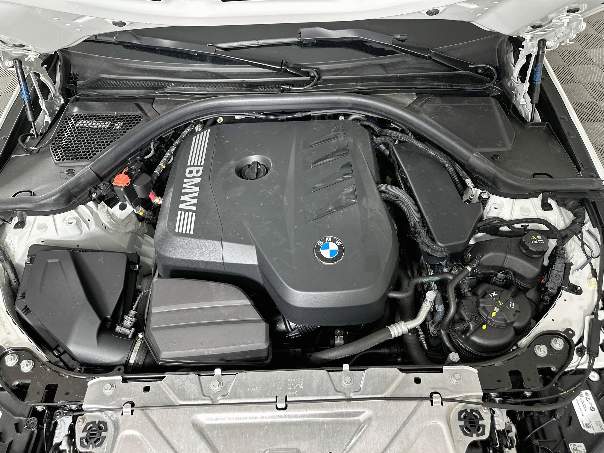 Used 2026 BMW 330i Sedan w/ Premium Package RWD image 33