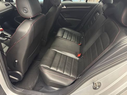 Used 2016 Volkswagen GTI SE w/ Lighting Package (SEL) FWD image 21
