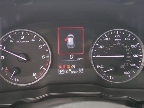 Used 2024 Subaru Crosstrek 2.0i Premium AWD/4WD image 14