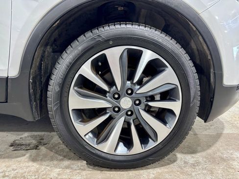 Used 2022 Buick Encore Preferred image 30