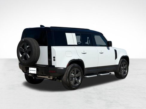 Used 2026 Land Rover Defender 110 S AWD/4WD image 9
