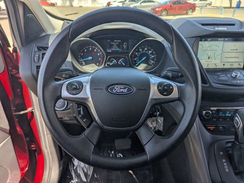 Used 2016 Ford Escape SE w/ Equipment Group 201A FWD image 20