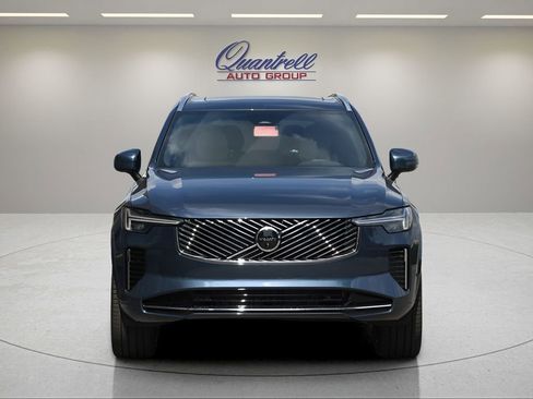New 2026 Volvo XC90 B6 Plus w/ Protection Package Premier image 9