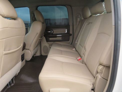 Used 2017 RAM 2500 Laramie w/ Convenience Group AWD/4WD image 26