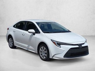 Used 2026 Toyota Corolla LE FWD video 3