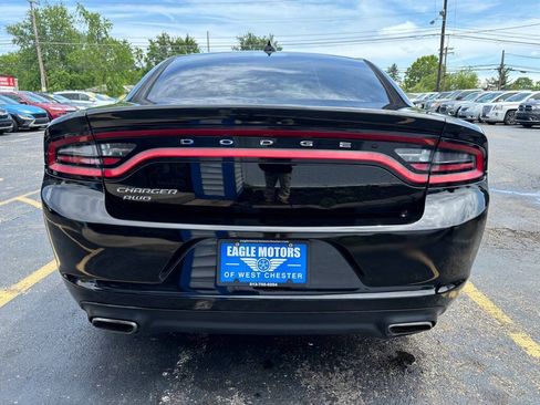 Used 2016 Dodge Charger SXT AWD/4WD image 5