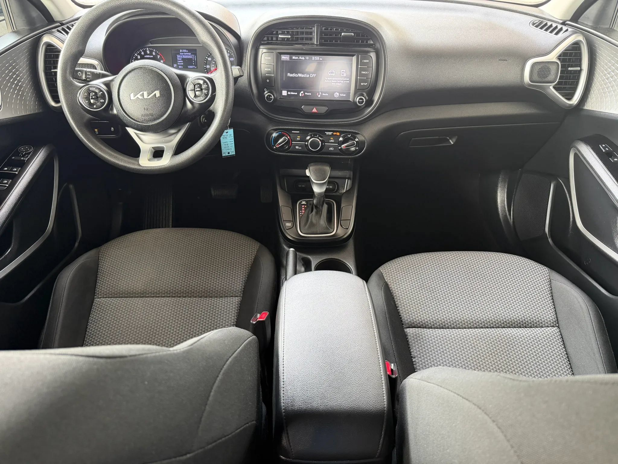 Used 2022 Kia Soul LX w/ Technology Package FWD image 12