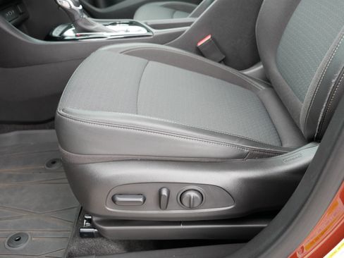 Used 2020 Buick Encore GX Select image 20