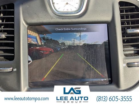 Used 2021 Chrysler 300 Touring w/ Sport Appearance Package image 20