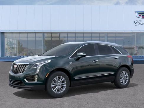 New 2026 Cadillac XT5 Luxury image 2