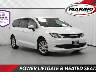 Used 2023 Chrysler Voyager LX video 1
