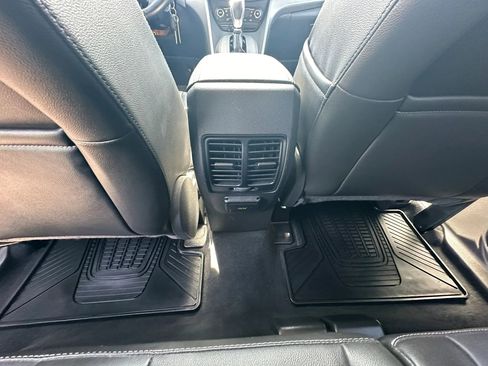 Used 2014 Ford Escape SE w/ Equipment Group 201A AWD/4WD image 28