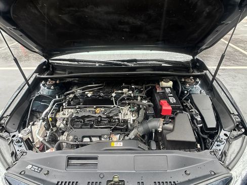 Used 2018 Toyota Camry LE image 27